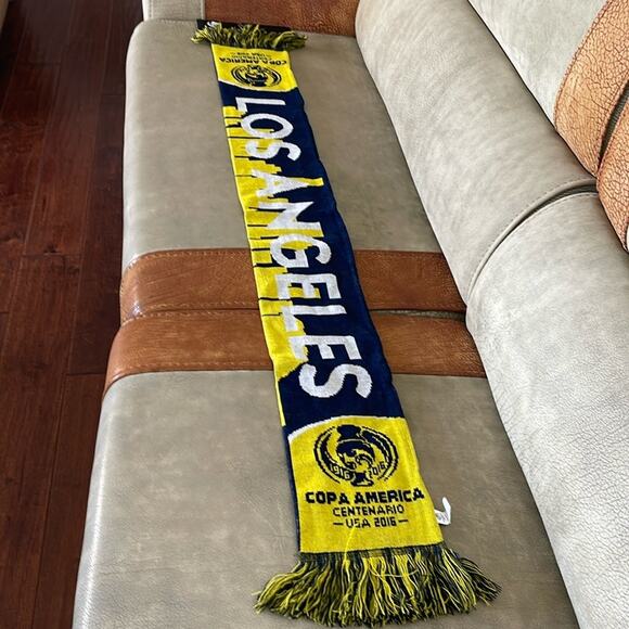 Copa America Centenario Other - Los Angeles Copa America Centenario Scarf USA 2016  Soccer Collectibles Yellow